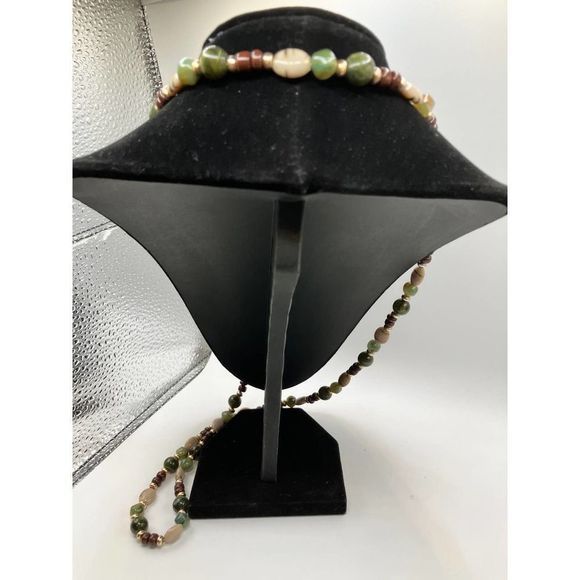 Long Multicolored Stone Necklace! - Picture 5 of 7